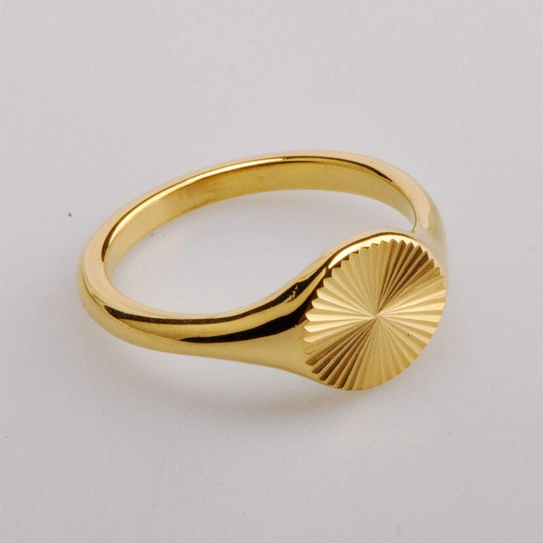 Sun Signet Ring | Luciana Luxe
